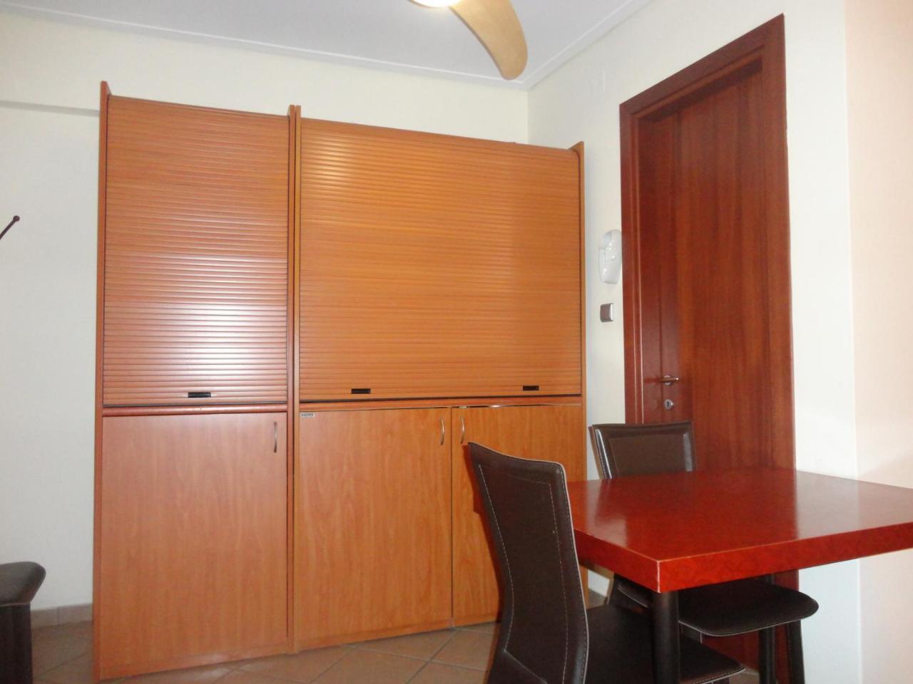 Lirio Guest House Makrakomi Exterior photo
